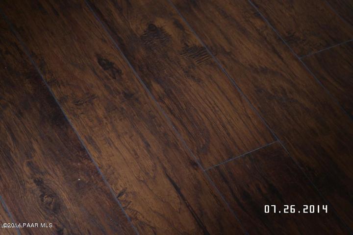 1105 Middlebrook Road Prescott, AZ 86303 - Photo 28 of 30 NEW LAMINATE FLOORING THROUGHOUT TOP