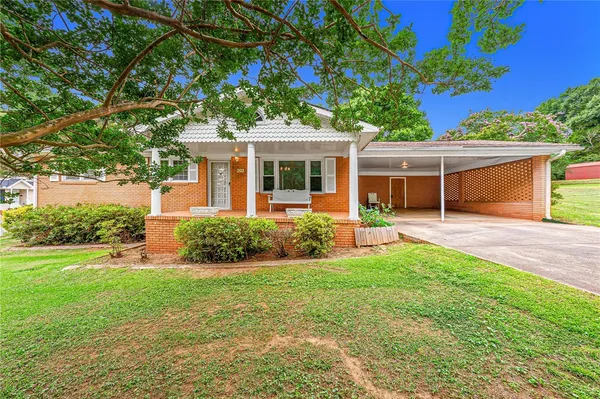 $269,900 | 202 Oaklane Drive, Easley, SC 29642