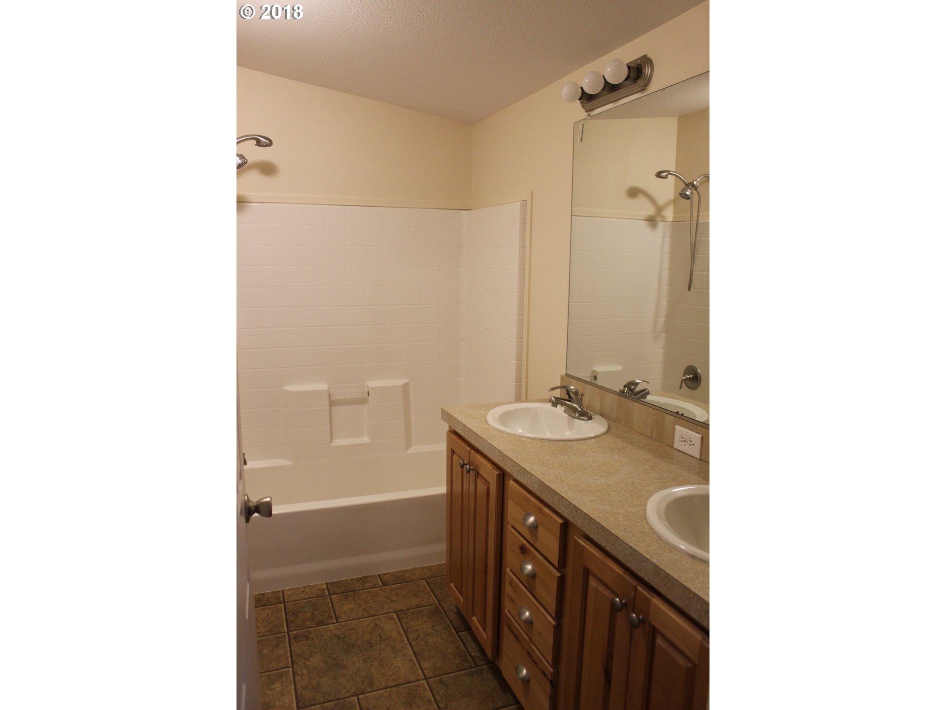 33390 Southeast Coupland Road Estacada, OR 97023 - Photo 13 of 19 Gallery Image 13