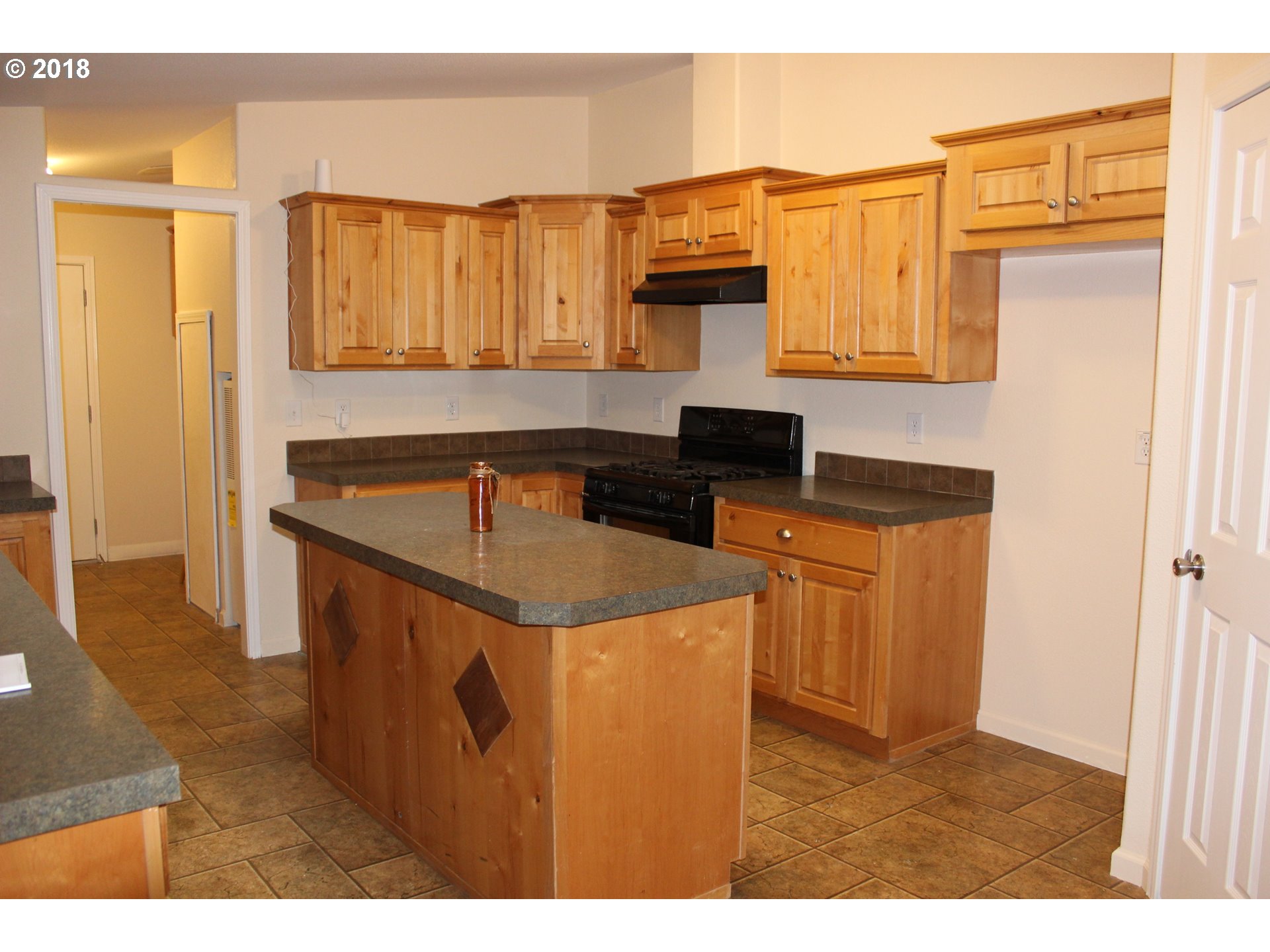 33390 Southeast Coupland Road Estacada, OR 97023 - Photo 5 of 19 Gallery Image 5