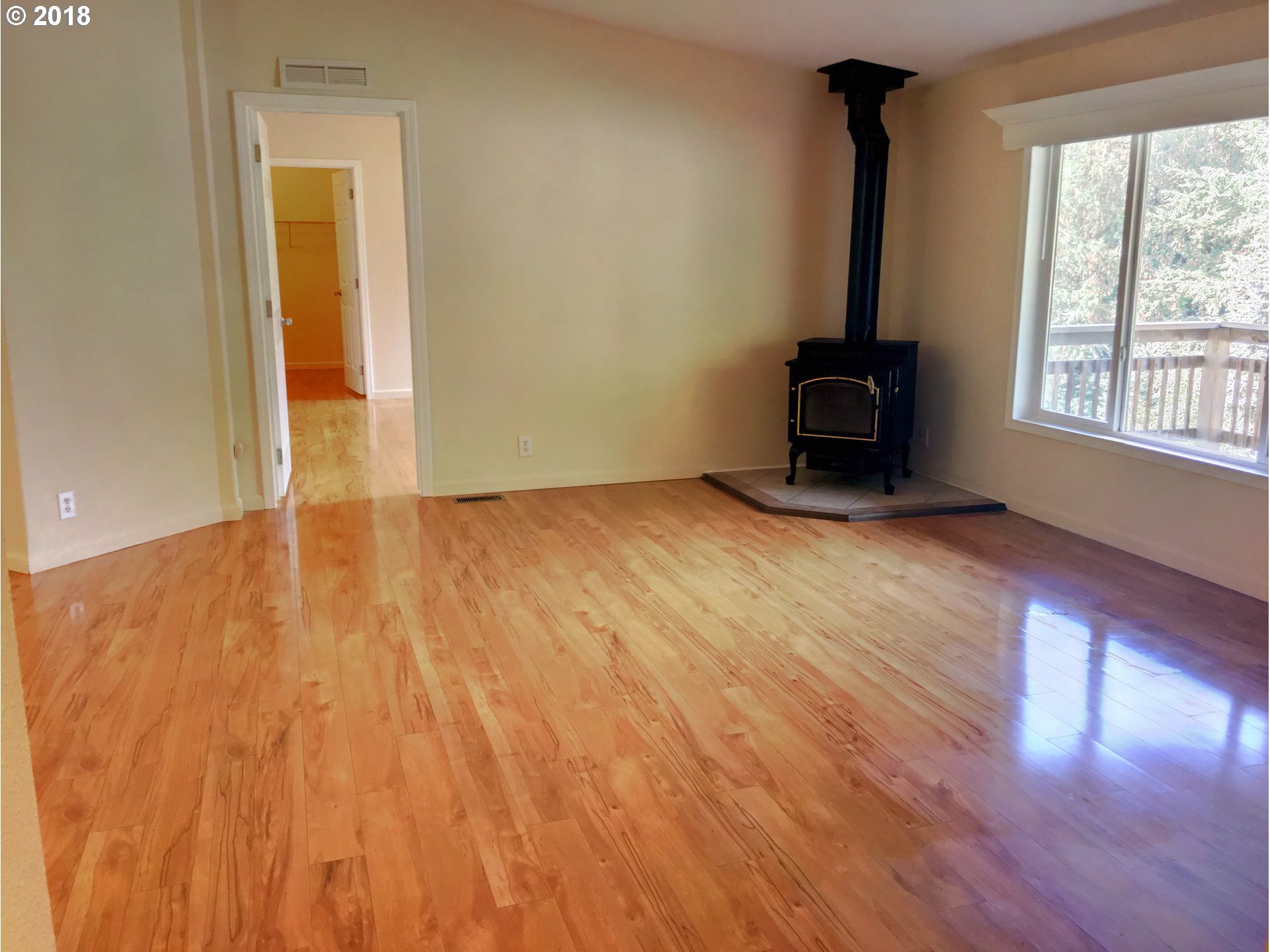 33390 Southeast Coupland Road Estacada, OR 97023 - Photo 10 of 19 Gallery Image 10