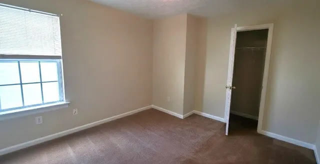 $1,995 | 4915 Lakebrooke Run, Stone Mountain, GA 30087