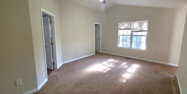 $1,995 | 4915 Lakebrooke Run, Stone Mountain, GA 30087