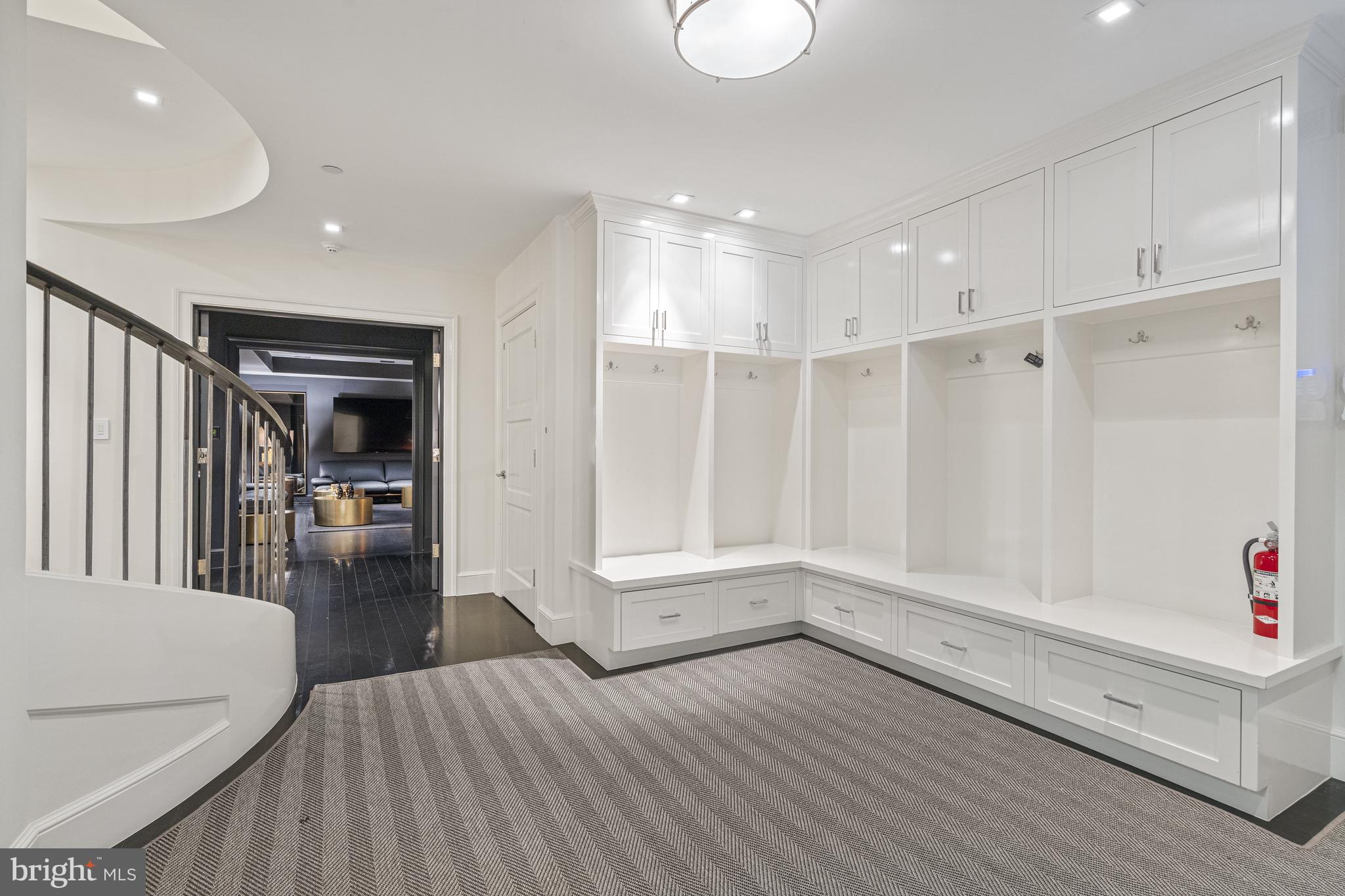 2109 Dunmore Lane Washington, DC 20007 - Photo 65 of 92 Lower level landing