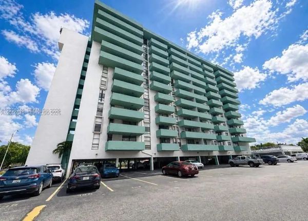 $219,000 | 1825 West 44th Place, Unit 1107, Hialeah, FL 33012