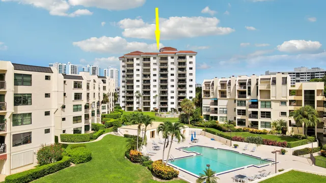 $3,700 | 370 Golfview Road, Unit 202, North Palm Beach, FL 33408