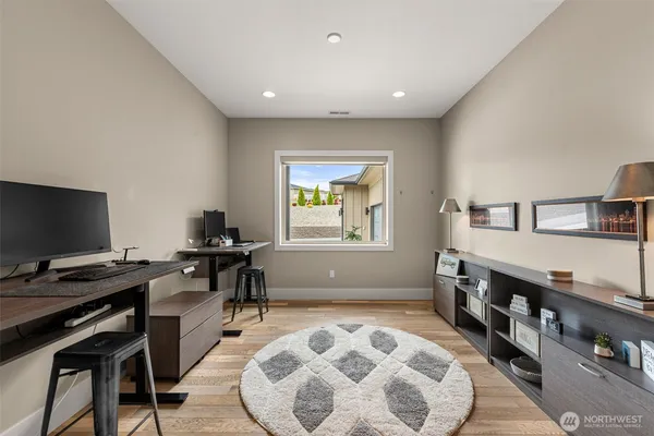 $1,399,000 | 854 Autumn Crest Drive, Wenatchee, WA 98801