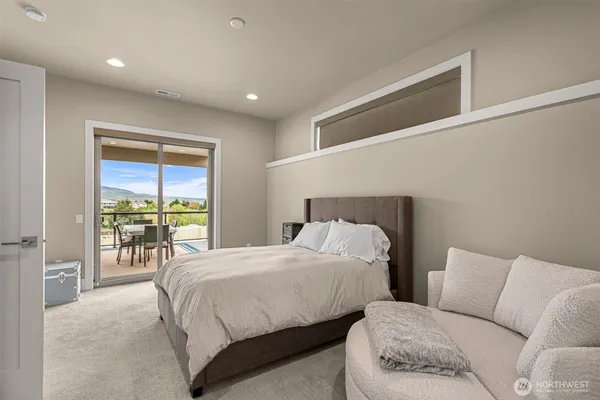 $1,399,000 | 854 Autumn Crest Drive, Wenatchee, WA 98801