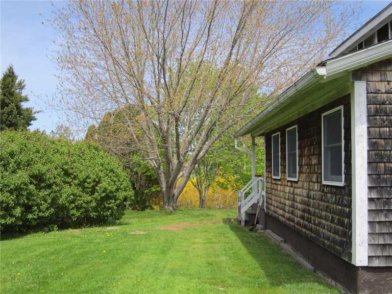 25 West Side Road South Bristol, ME 04568 - Photo 4 of 10 Exterior Back.