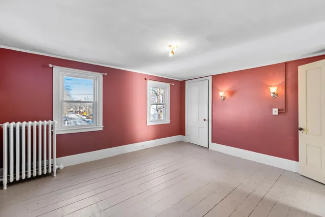 $350,000 | 84 Pleasant Street, Rockland, ME 04841