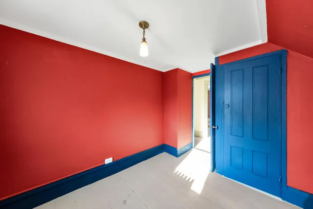 $350,000 | 84 Pleasant Street, Rockland, ME 04841