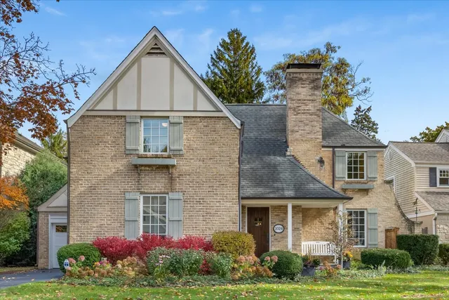 $1,649,000 | 1024 Pontiac Road, Wilmette, IL 60091
