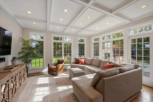 $1,649,000 | 1024 Pontiac Road, Wilmette, IL 60091