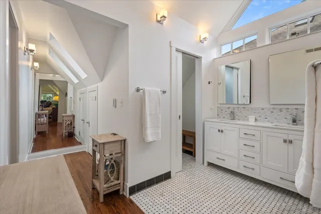 $1,649,000 | 1024 Pontiac Road, Wilmette, IL 60091