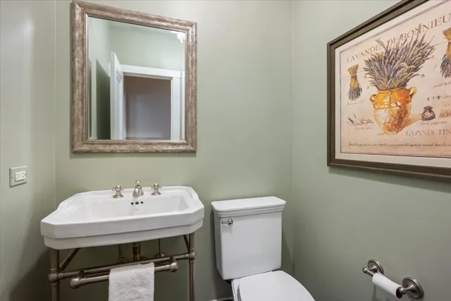 $1,649,000 | 1024 Pontiac Road, Wilmette, IL 60091