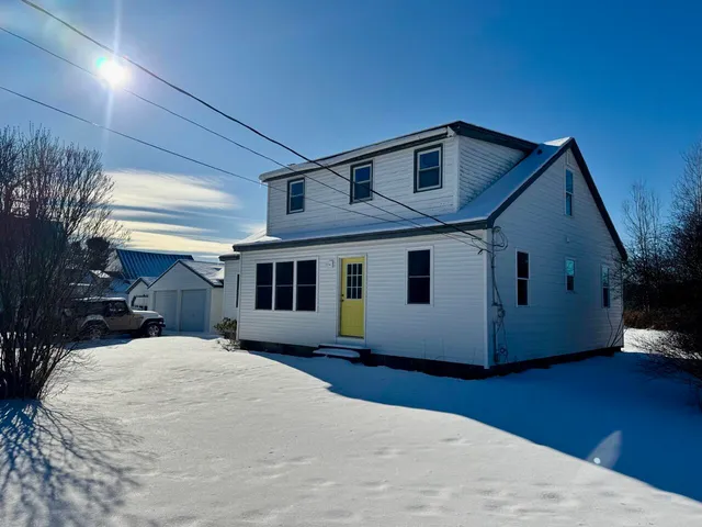 $238,000 | 35 School Street, Stockton Springs, ME 04981