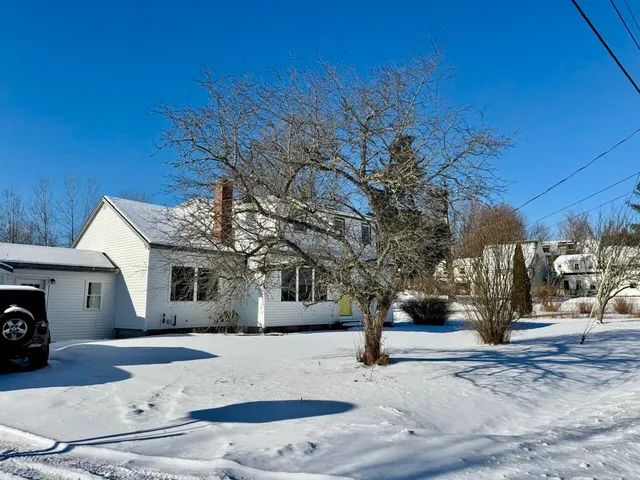 $238,000 | 35 School Street, Stockton Springs, ME 04981