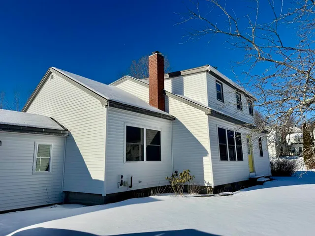 $238,000 | 35 School Street, Stockton Springs, ME 04981