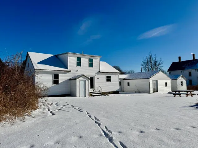 $238,000 | 35 School Street, Stockton Springs, ME 04981