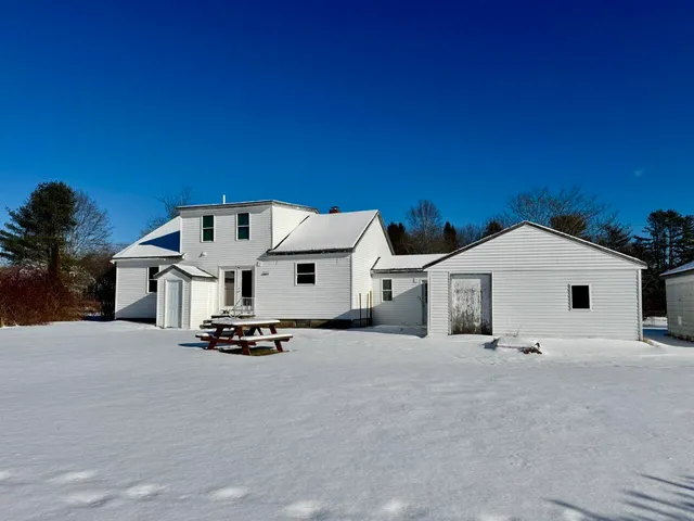 $238,000 | 35 School Street, Stockton Springs, ME 04981