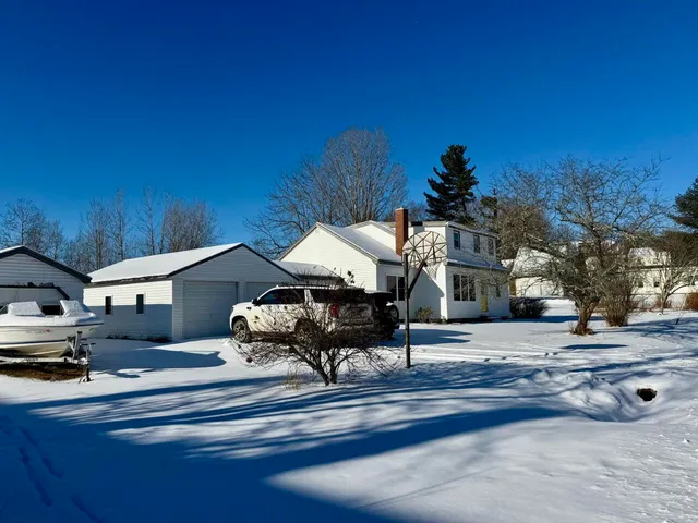 $238,000 | 35 School Street, Stockton Springs, ME 04981