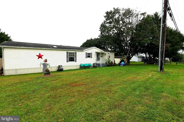 $99,900 | 16 Shamrock Avenue, Mohrsville, PA 19541