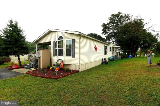 $99,900 | 16 Shamrock Avenue, Mohrsville, PA 19541