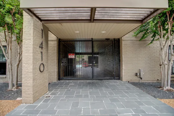 $3,125 | 1410 Hyde Park Boulevard, Unit 212, Houston, TX 77006