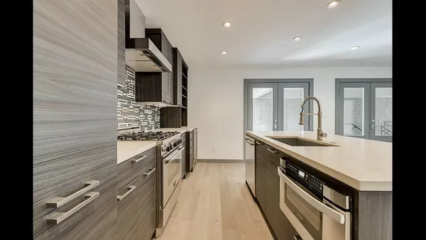 $3,125 | 1410 Hyde Park Boulevard, Unit 212, Houston, TX 77006