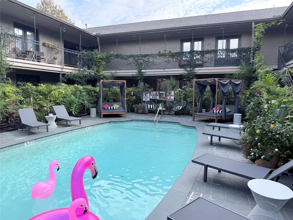 $3,125 | 1410 Hyde Park Boulevard, Unit 212, Houston, TX 77006
