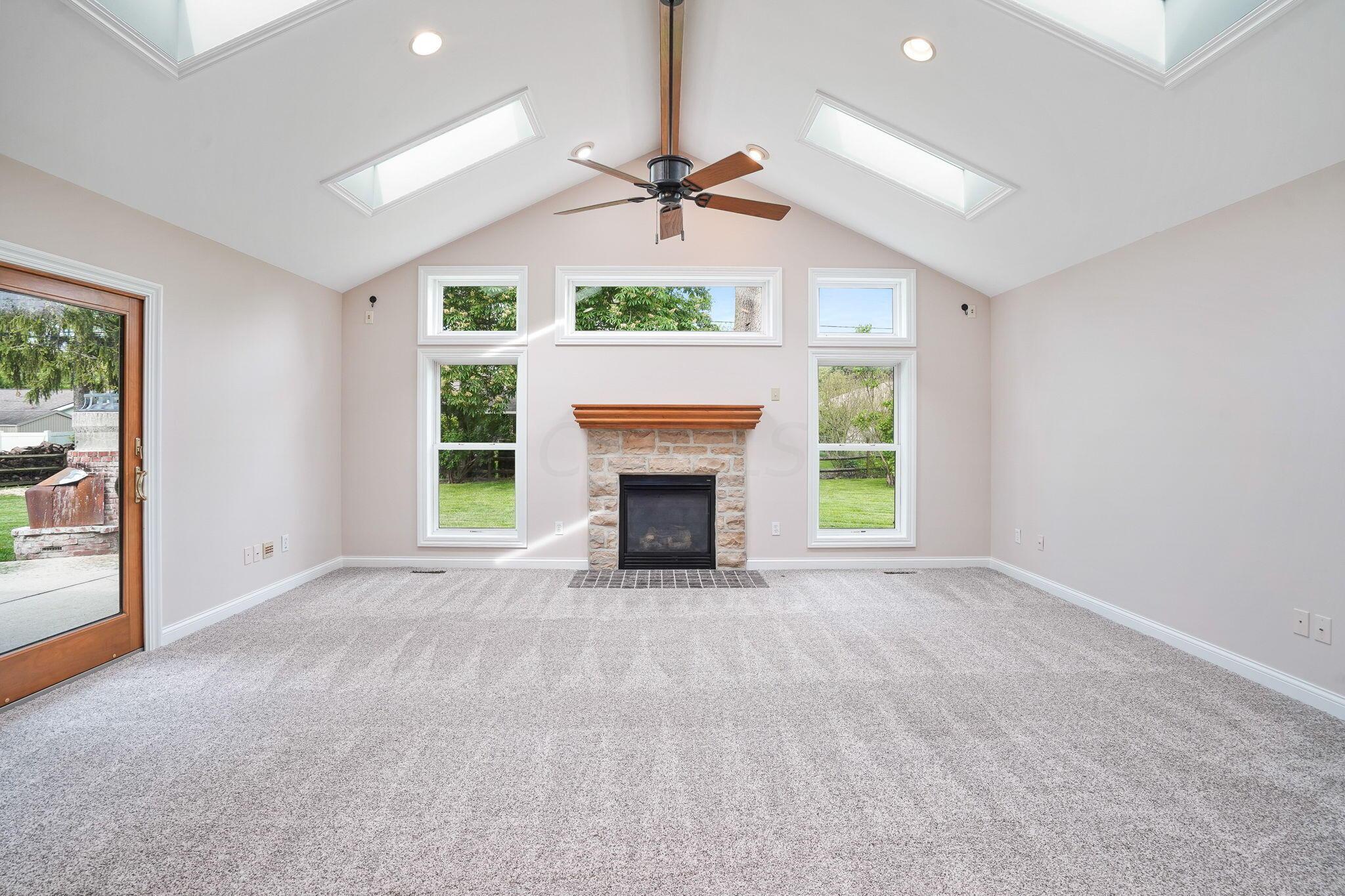 3777 Walhaven Road Columbus, OH 43220 - Photo 23 of 70 23-web-or-mls-DSC05091