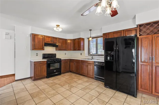 $2,900 | 3814 Melstone Court, Florissant, MO 63034