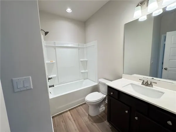 $3,200 | 1572 Dover Crk Lane, Grayson, GA 30017
