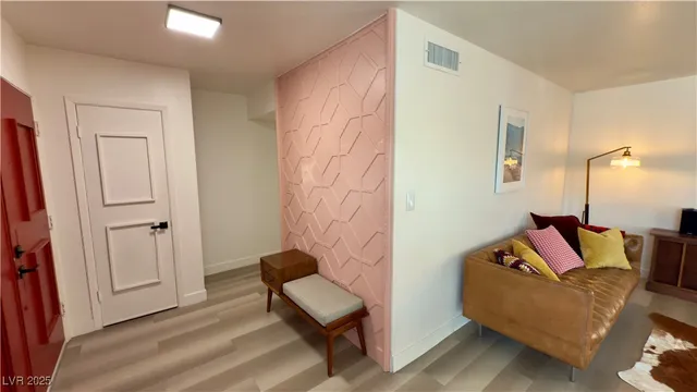 $2,750 | 1921 Sombrero Drive, Las Vegas, NV 89169