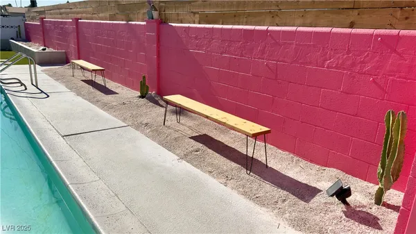 $2,750 | 1921 Sombrero Drive, Las Vegas, NV 89169