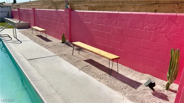 $2,750 | 1921 Sombrero Drive, Las Vegas, NV 89169