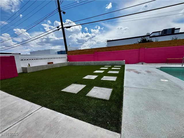 $2,750 | 1921 Sombrero Drive, Las Vegas, NV 89169