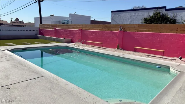 $2,750 | 1921 Sombrero Drive, Las Vegas, NV 89169