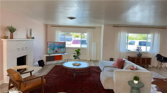 $2,750 | 1921 Sombrero Drive, Las Vegas, NV 89169