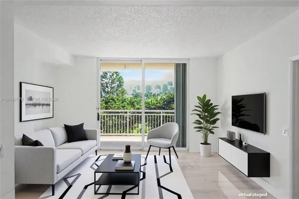 $650,000 | 2475 Brickell Avenue, Unit 704, Miami, FL 33129