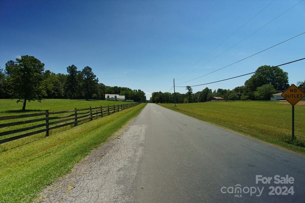439 Hunters Chase Road, Unit NONE Lexington, NC 27292 - Photo 11 of 16 Gallery Image 11
