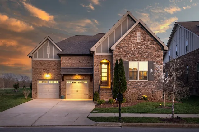 $1,125,000 | 454 River Bluff Drive, Franklin, TN 37064