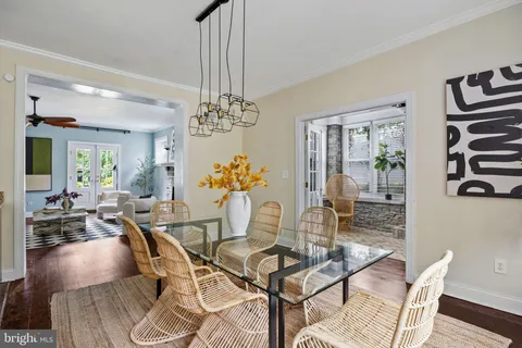 wooden floor in an empty room with wooden floor