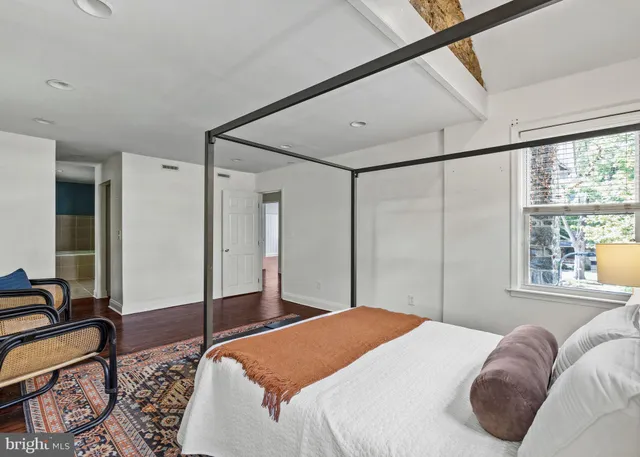 $625,000 | 6653 Lincoln Drive, Philadelphia, PA 19119