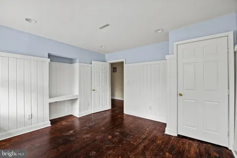 $640,000 | 6653 Lincoln Drive, Philadelphia, PA 19119