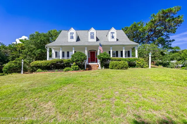 $875,000 | 109 Lobster Lane, Emerald Isle, NC 28594