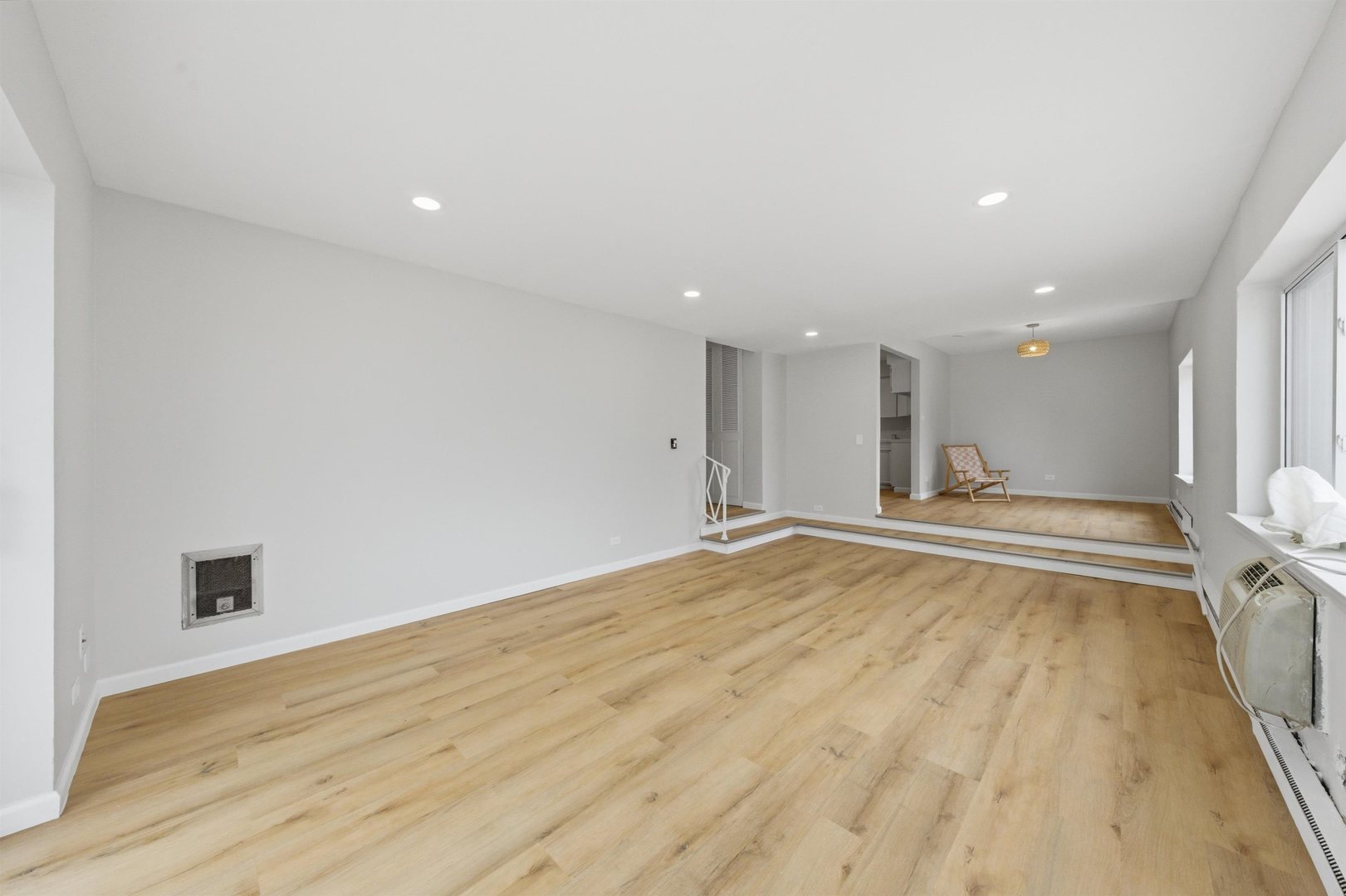 2772 East 75th Street, Unit 2GS Chicago, IL 60649 - Photo 18 of 22