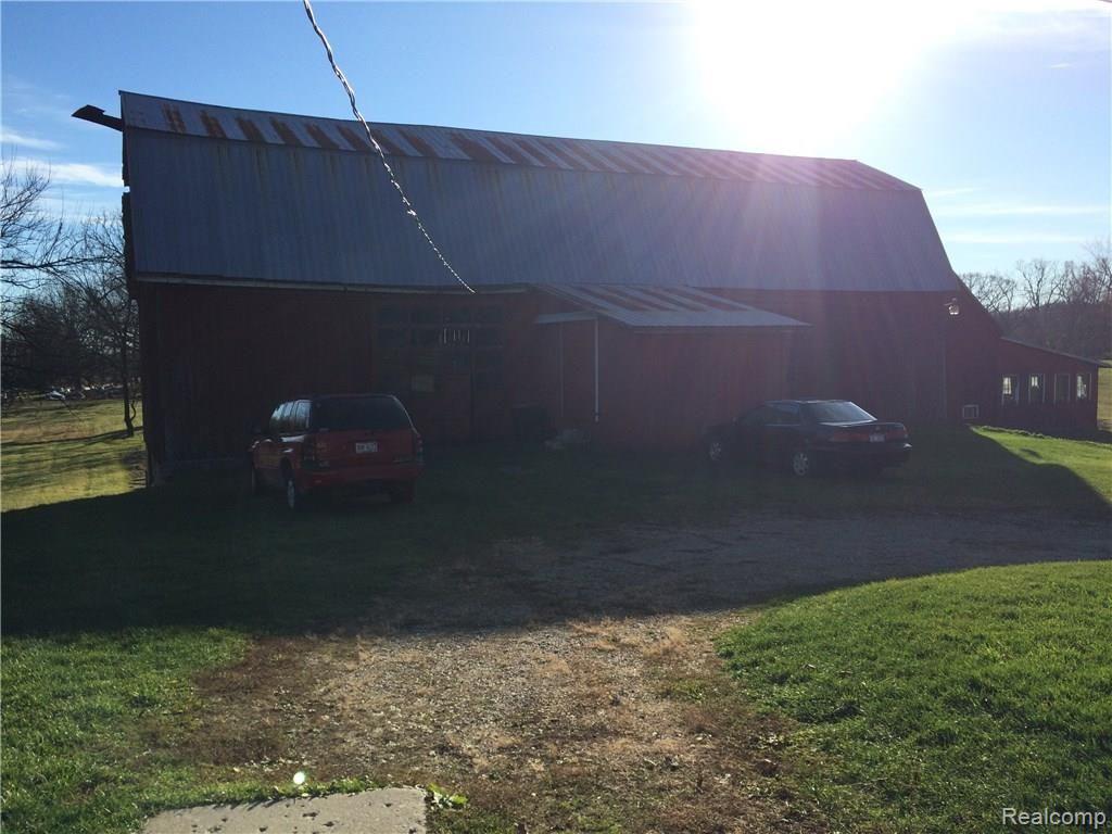 12175 Rattalee Lake Road Davisburg, MI 48350 - Photo 2 of 41