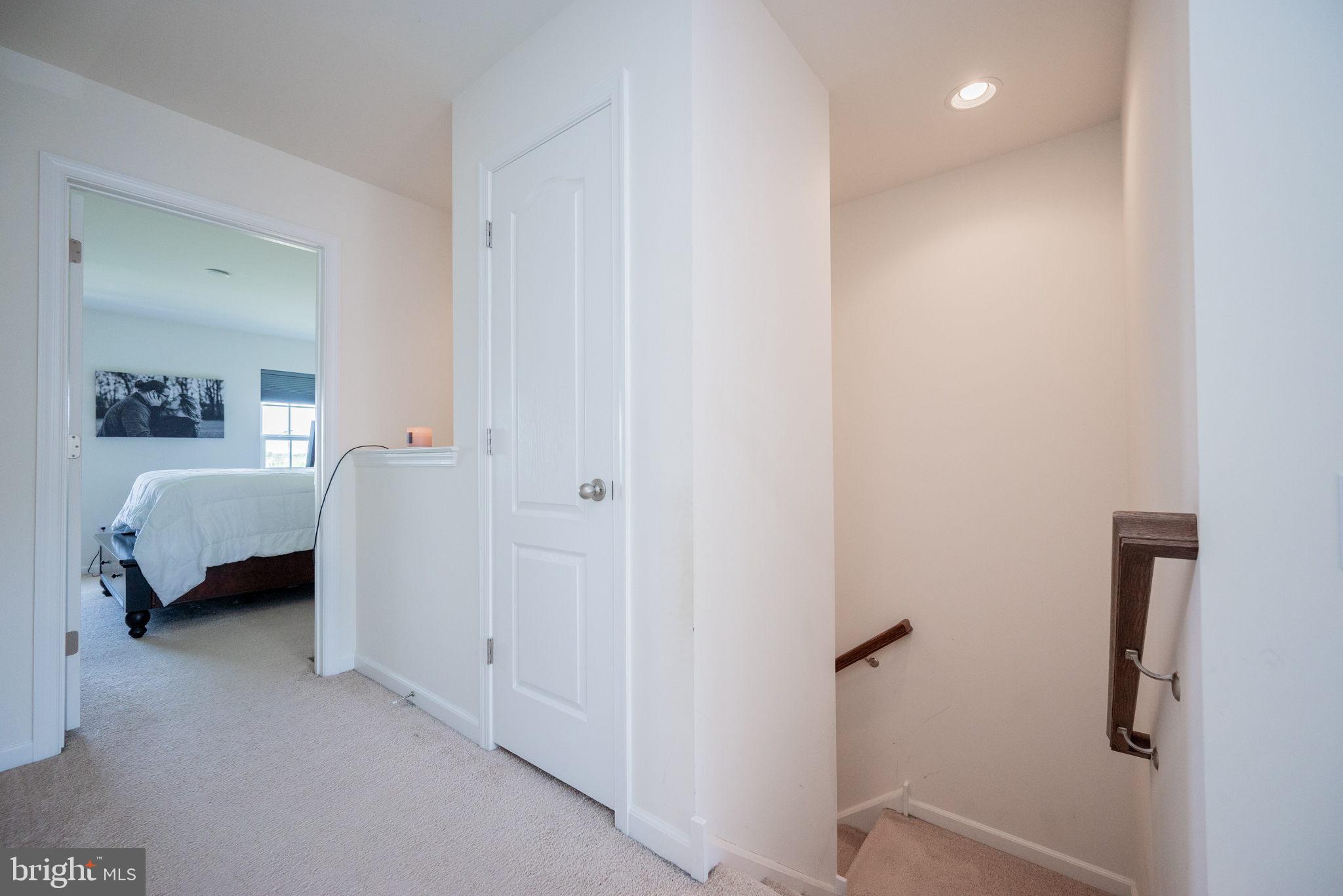 678 Courtly Road Townsend, DE 19734 - Photo 15 of 33 Third Floor Hallway