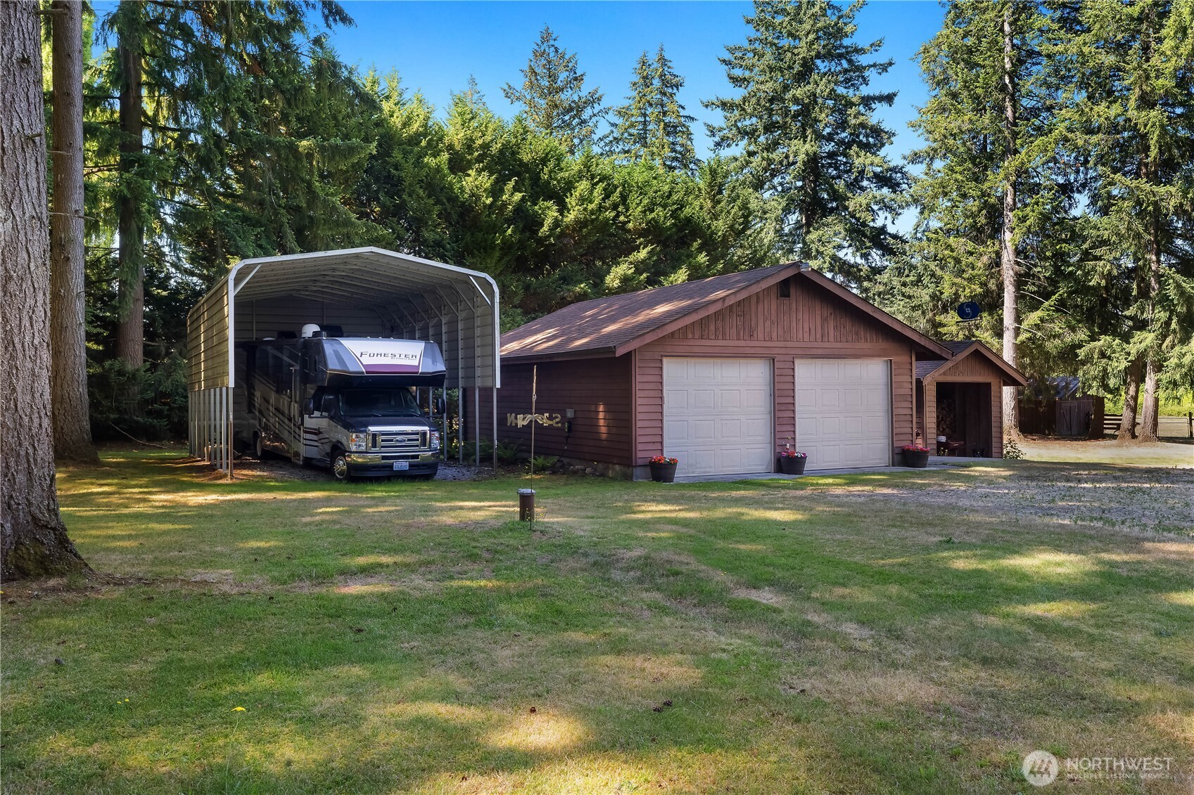 18121 Mi Lane Southwest Rochester, WA 98579 - Photo 5 of 40